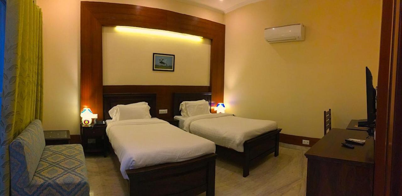 The Birder'S Inn Bharatpur Ngoại thất bức ảnh